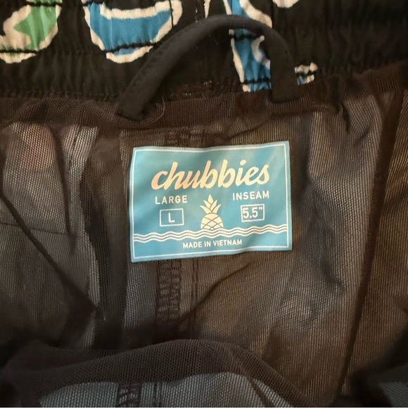 Men’s Chubbies Black Swim Shorts with Tropical Print Size Large “Havana Nights” - Picture 6 of 9